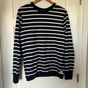 Reigning Champ yacht style crew neck. Medium.